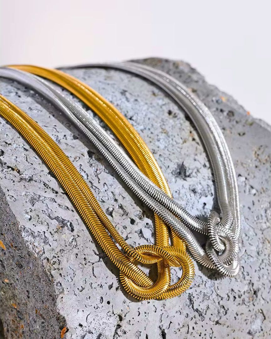 Colar Elegância Serpente