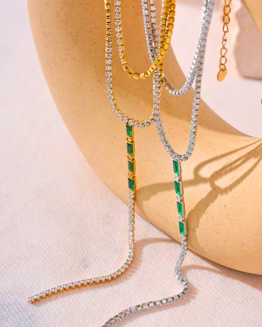 Colar Luxuoso em Dupla Camada com Zircônia