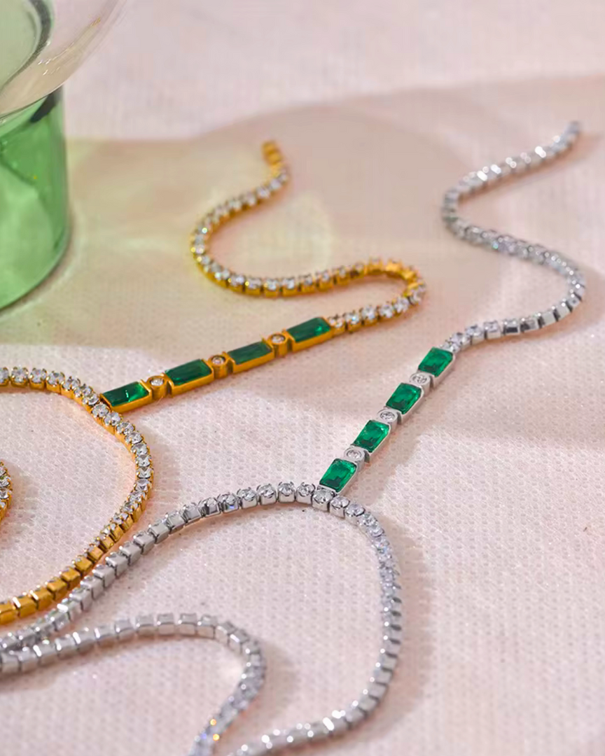 Colar Luxuoso em Dupla Camada com Zircônia