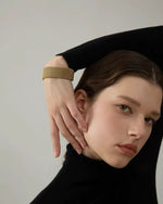 Load image into Gallery viewer, Pulseira Titania
