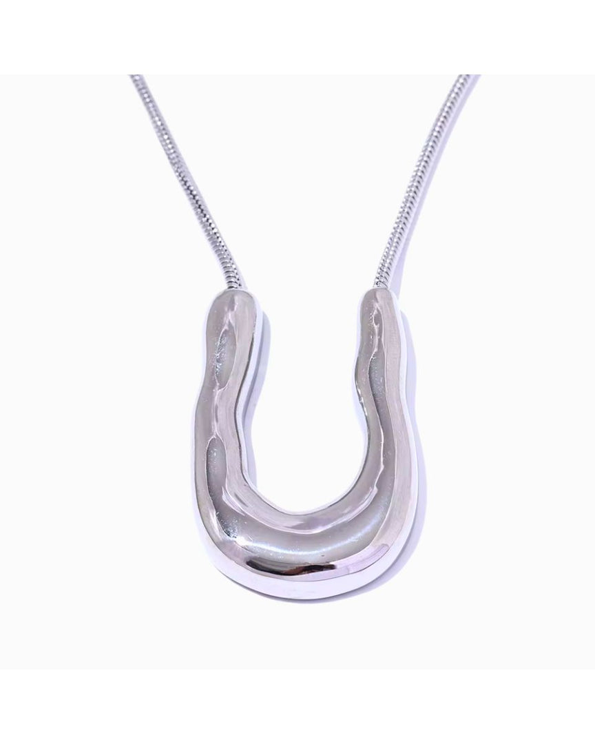 Colar U Elegante